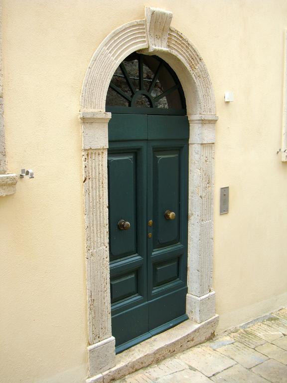 Le Antiche Mura Semproniano Kültér fotó